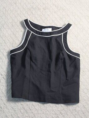 Byer Too! Size 7 Black Crop Top with White Pipe Trim